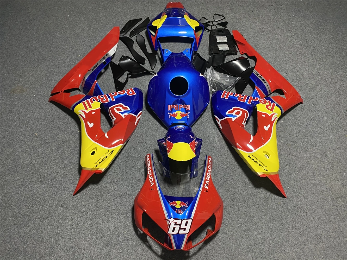 

Motorcycle Fairing Kit Suitable for CBR1000RR 06-07 CBR1000 2006 2007 Fairing White Black Red Blue Silver