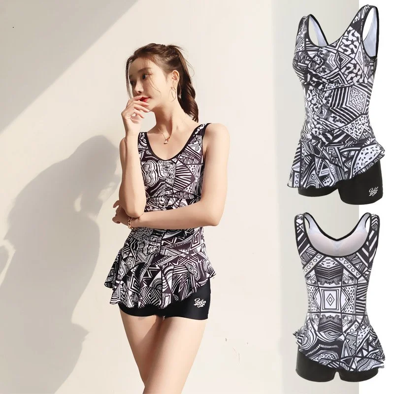 

2023 New Fashion Swimsuit Women's Belly Covering, Thin and Quick Drying One-piece Conservative Professional Hot Spring Swimsuit