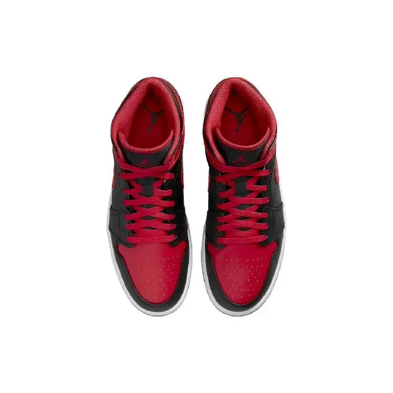 Кроссовки Nike Air Jordan 1 со средней посадкой