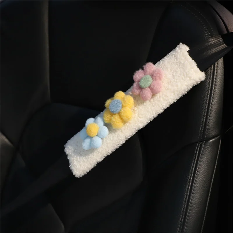 

Women Soft Plush Flowers Car Seat Belt Cover Shoulder Strap Harness Cushion Artificial Lamb Auto Seatbelt Shoulder Pad