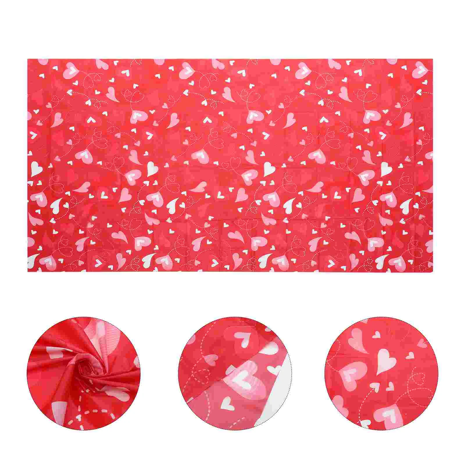 

2pcs Heart Pattern Tablecloth Decorative Table Cover Valentine Tablecloth