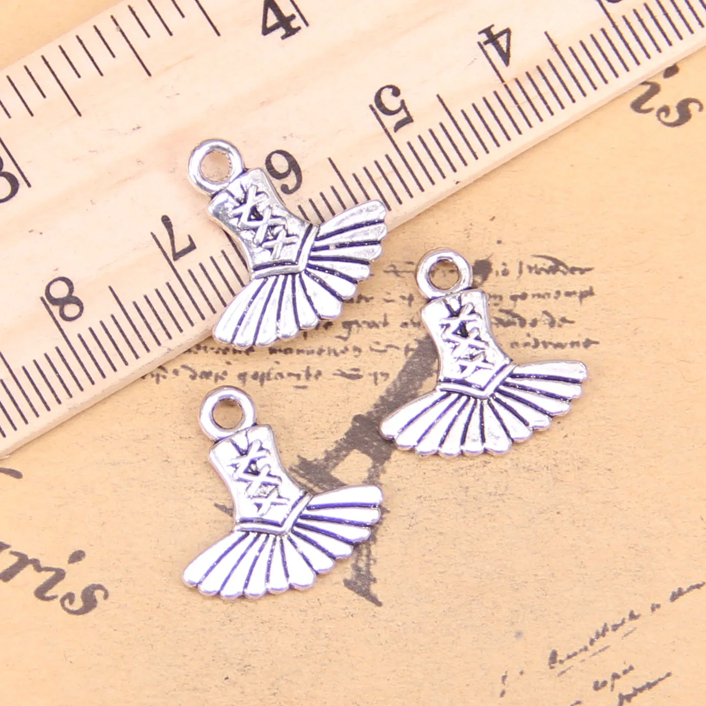 

96pcs Charms Ballet Dress Tutu Ballerina 17x17mm Antique Silver Plated Pendants Making DIY Handmade Tibetan Silver Jewelry