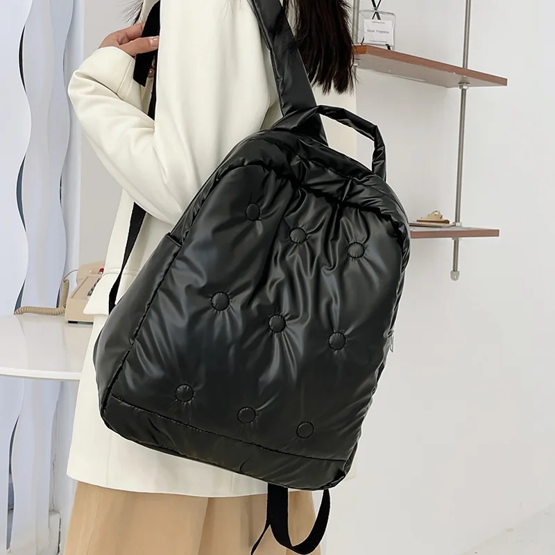 Рисунок 2 - Рюкзак женский хлопковый вместительный