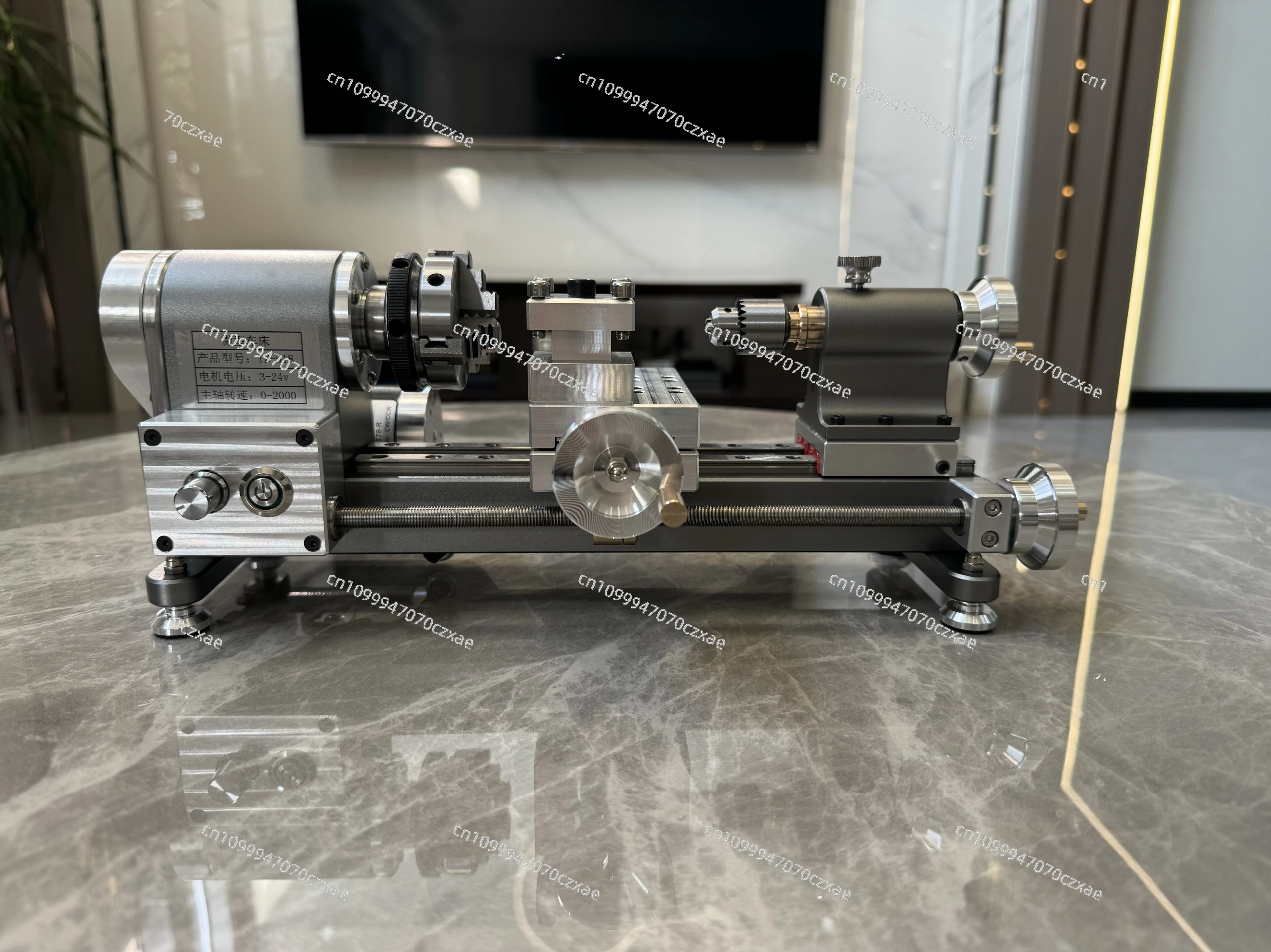 

Мини токарный станок из металла