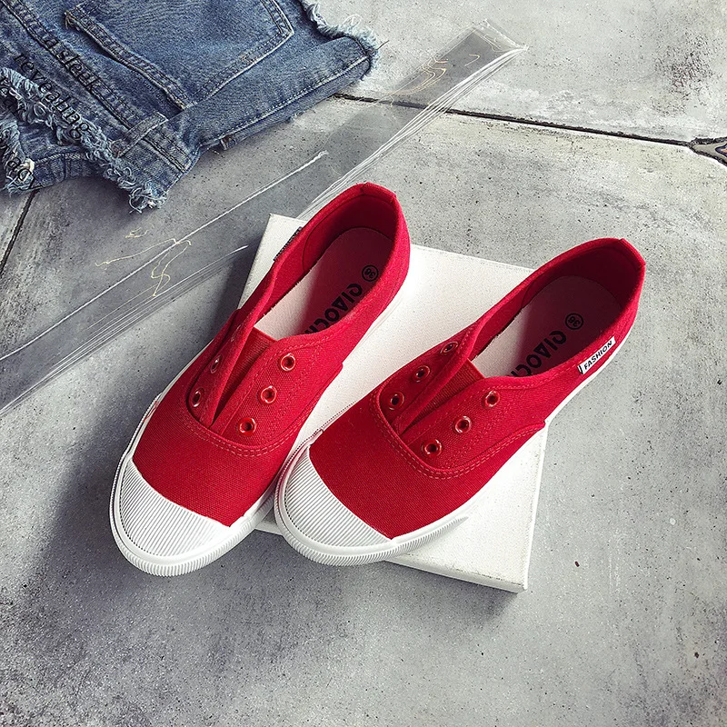 2022 Promotion Flat Shoes Women Loafers Fashion Sneakers Canvas Shoes Woman Spring/Autumn New Casual Slip-on White Ladies Shoes