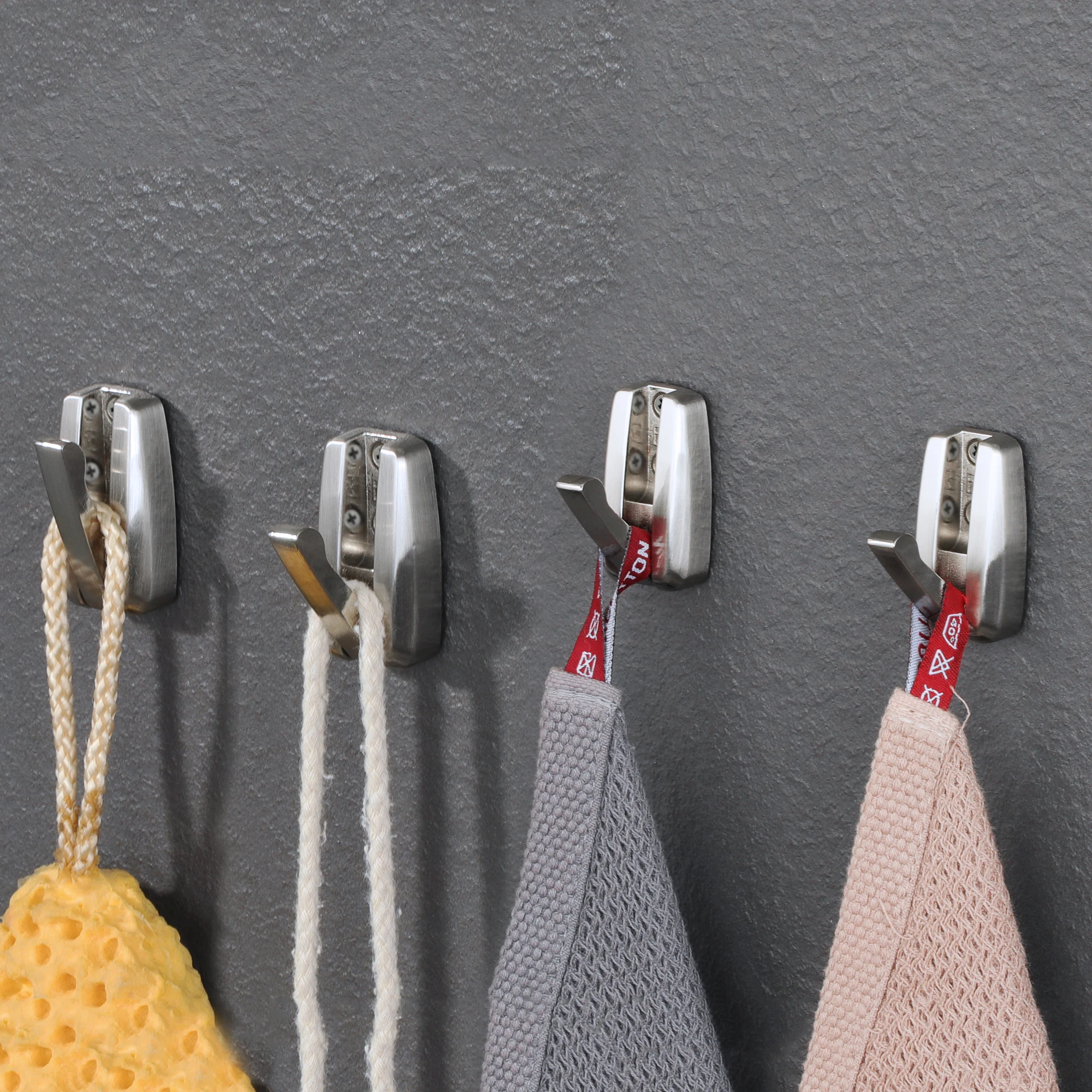 Рисунок 5 - Крючок Настенный Складной