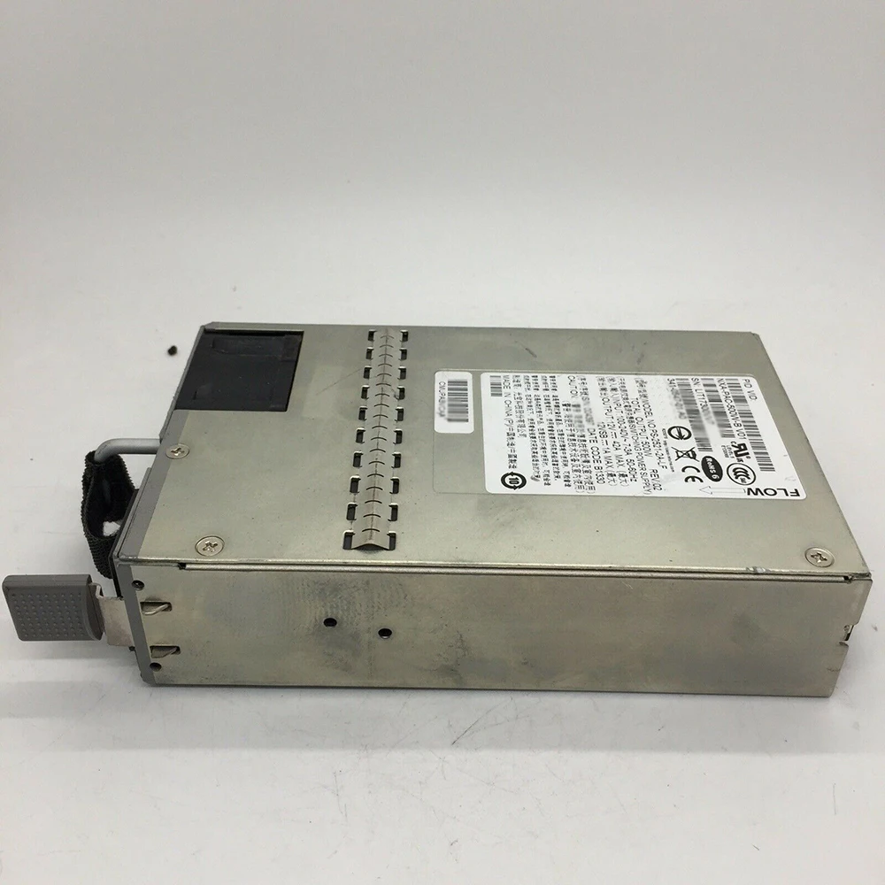

NXA-PAC-500W-B для CISCO 341-0547-01 500W Nexus 3064 Series источник питания оригинального качества Быстрая доставка