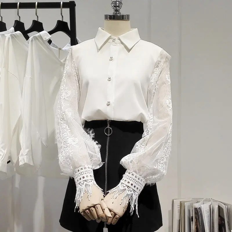 

2022 Female Lantern Sleeve Lace Shirt Women Turn Down Collar Basic Casual Teen Gril Shirt Women Loose Blouse A01