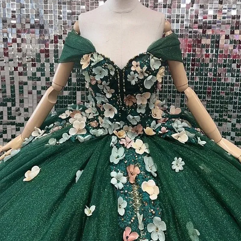 Платья на день рождения для девочек 16-14 лет с рукавами-крылышками и цветами