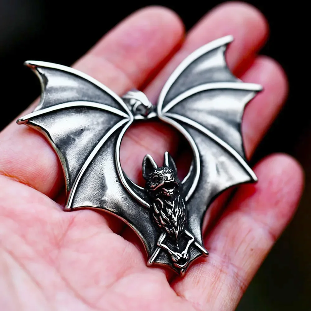 

Vintage Goth Bat Pendant Necklace Punk Stainless Steel Animal Charm Necklace for Men Women Fashion Jewelry Gift Dropshipping
