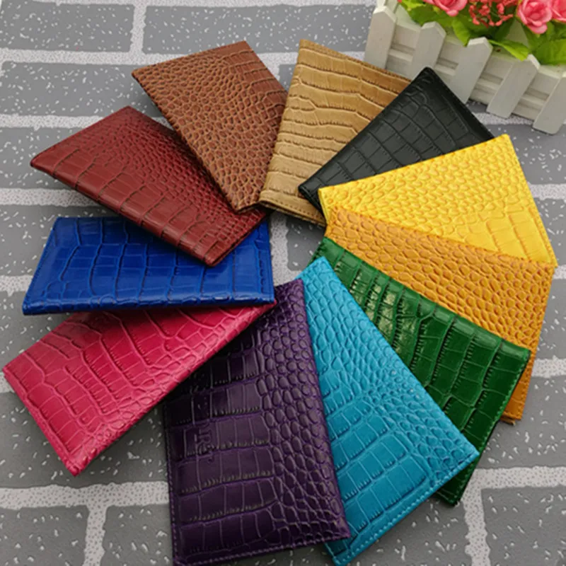 

Crocodile Pattern Passport Cover ID Credit Cards Wallet PU Packet Purse Passport Holder Protector Organizer Travel Accessories