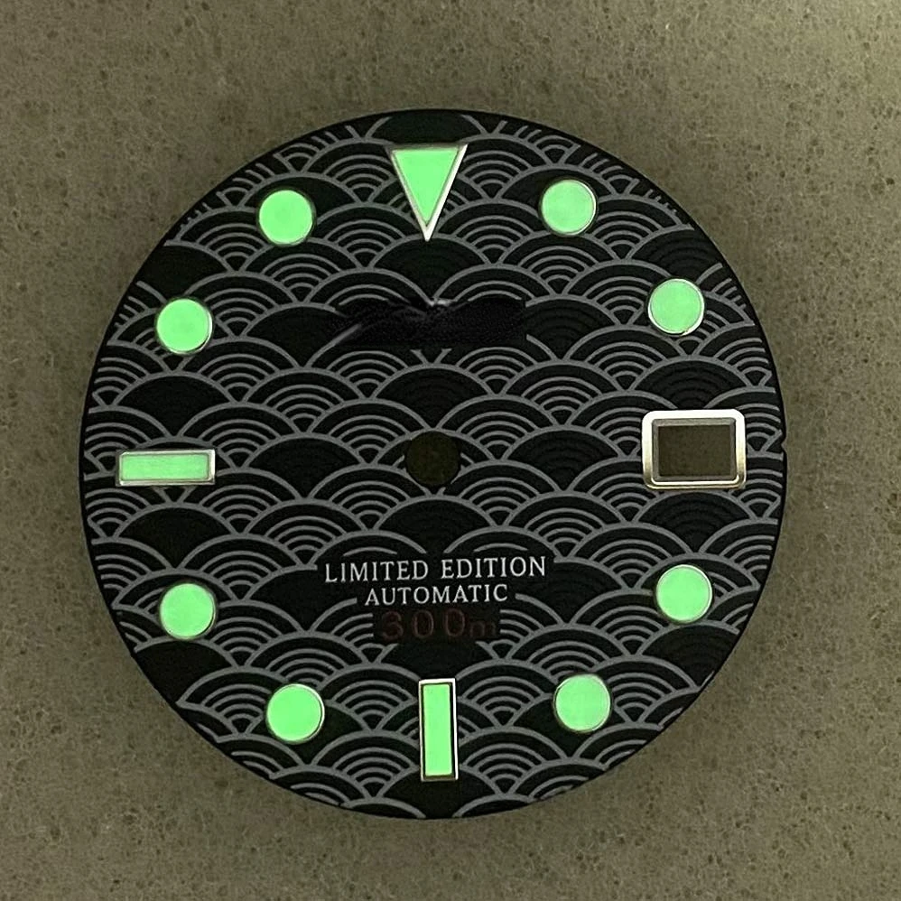 S Retrofitting Watch Accessories Retrofitting Dial 28.5mm Watch Dial Green Glow Fit Nh35NH36 Movement