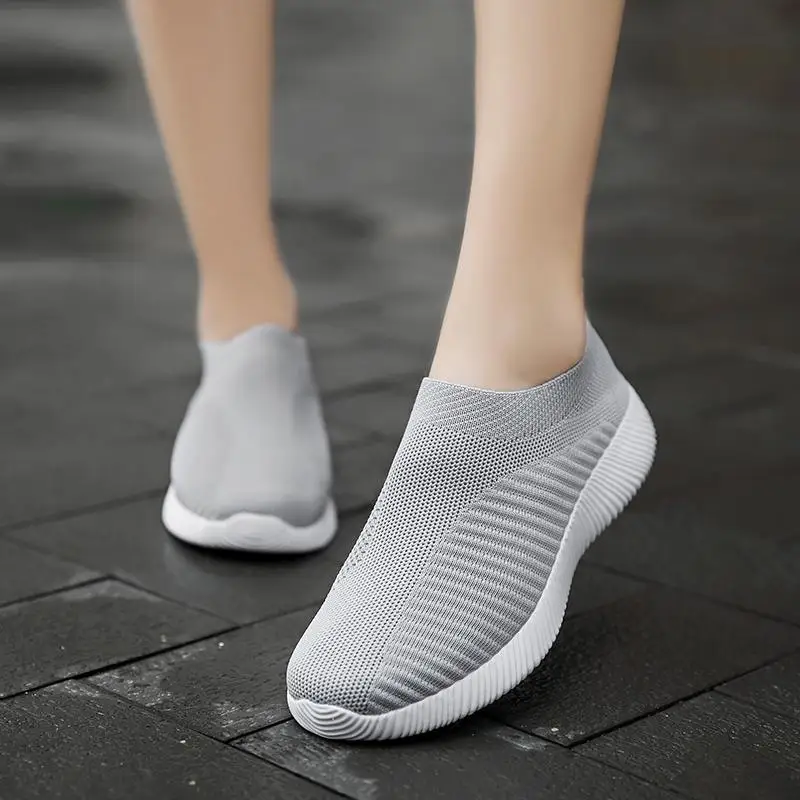 Women Vulcanized Shoes High Quality Women Sneakers Slip on Flats Shoes Women White Sneakers 2022 Tenis Feminino Female Shoes