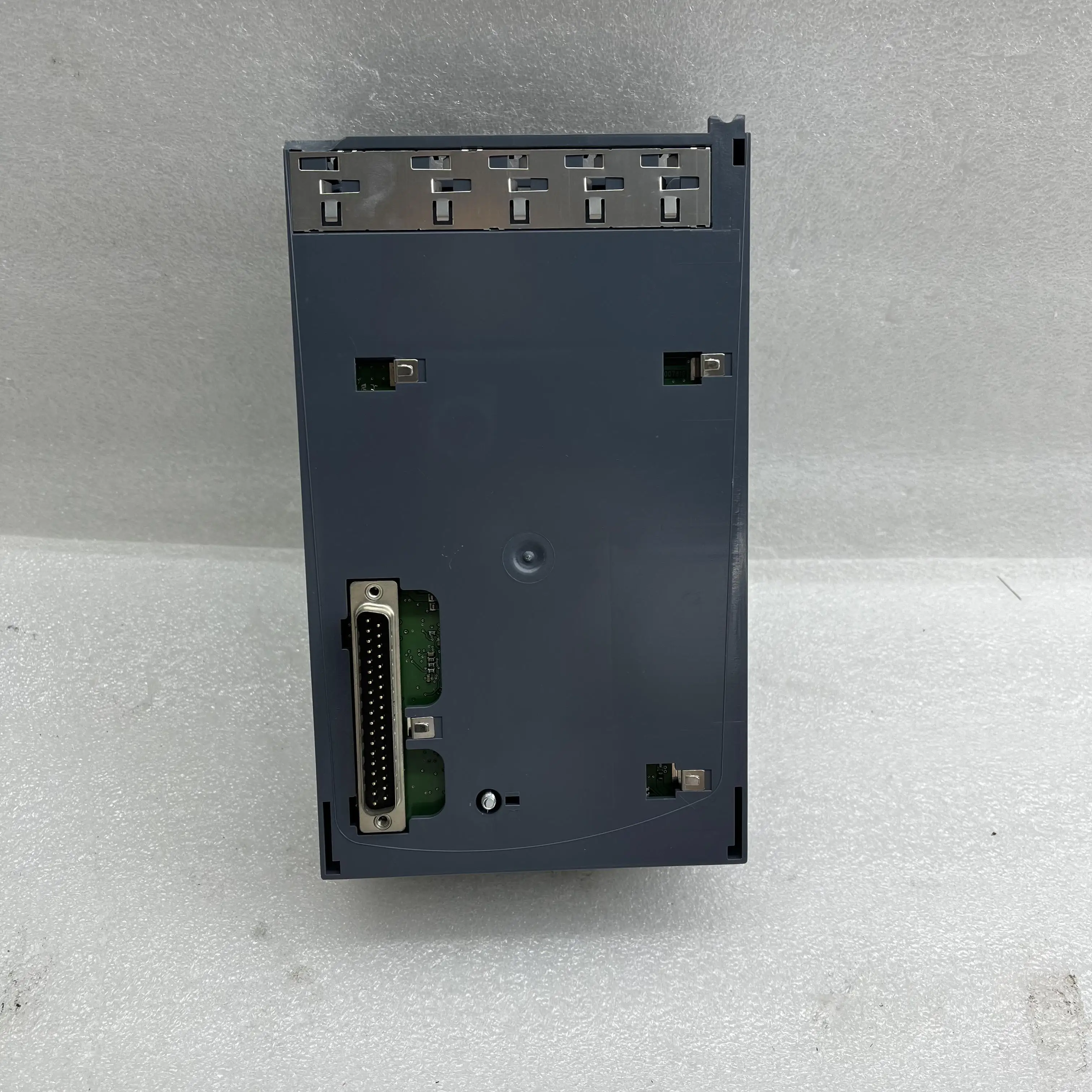 VACON CPASA1AF 000000 Оригинальный контроллер программирования складного домика ПЛК