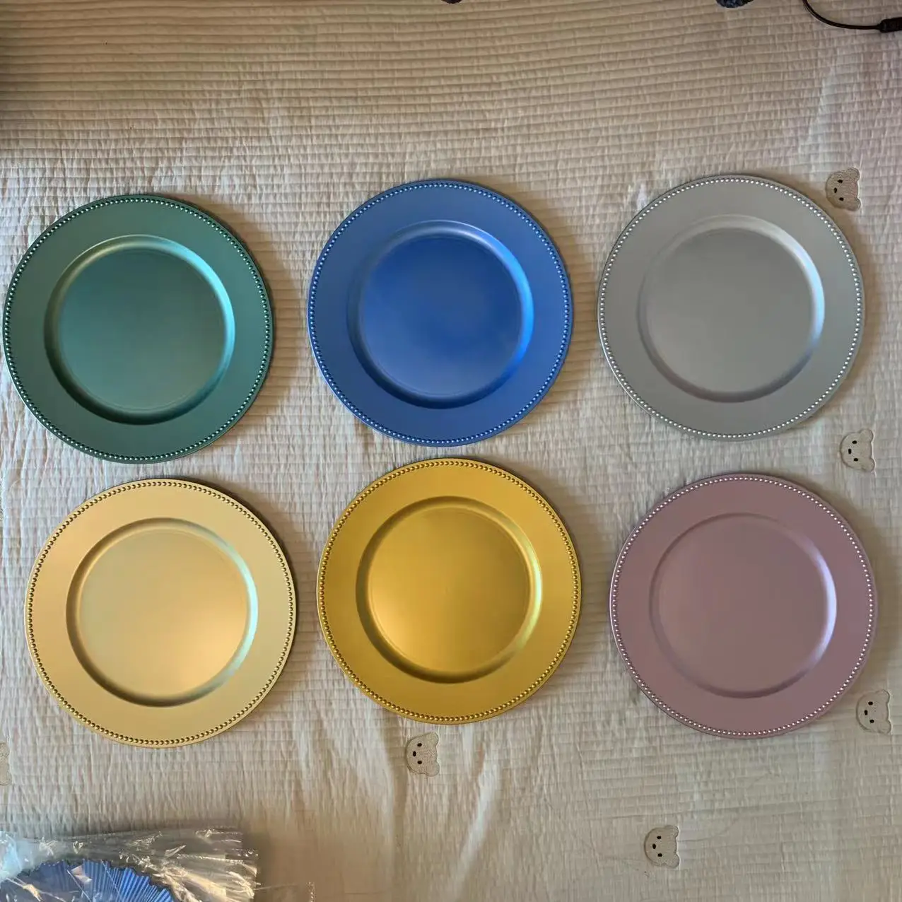 

Plastic Gold Charger Plates, 13" Round Beaded Charger Plates Decorative Dinner Chargers, Embossed Charger Serving Plates