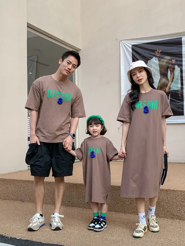 

New Summer Loose Korean Version Parent-child T-shirt Personality Niche Ins Short-sleeved Family Trend T-Shirts 4-6y Summer