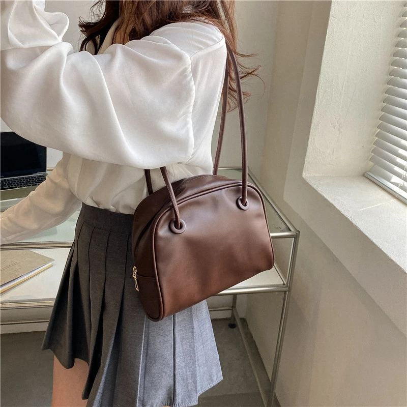 Female retro PU Leather shoulder Messenger Bags Girls Daily Handbags Fashion underarm tote bag Casual Armpit Bag