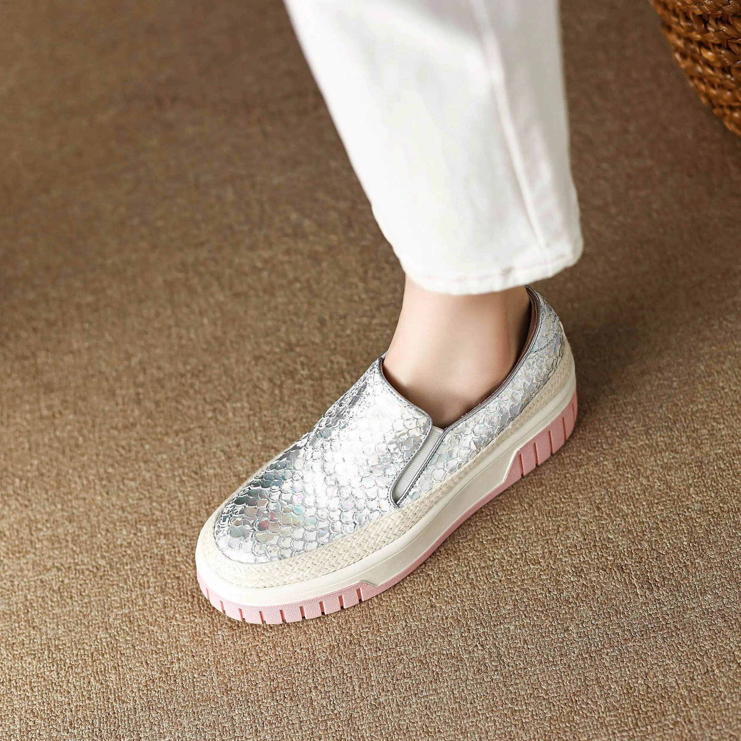 Кроссовки Lanxuryee женские из коровьей кожи повседневная Весенняя