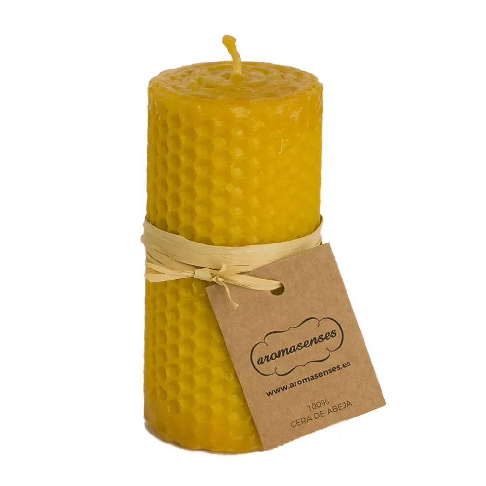 

100% Natural Virgin beeswax fleece.-hand made. (5 cm x 10 cm)