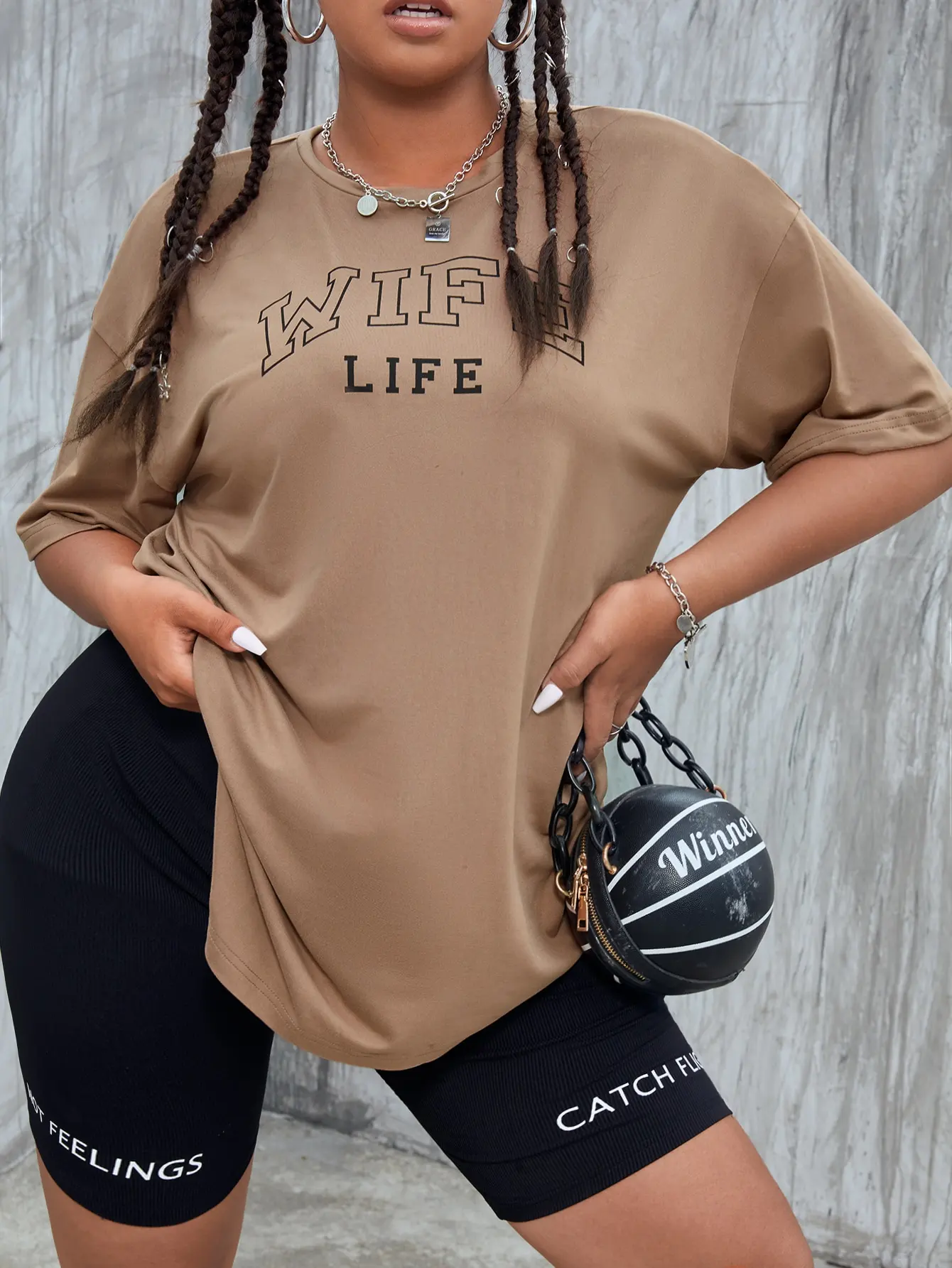 

Plus Size Letter Graphic Drop Shoulder Tee Pink Letter Shirt O-neck Oversized Tops Ladies Harajuku Shirts Summer Casual Tees