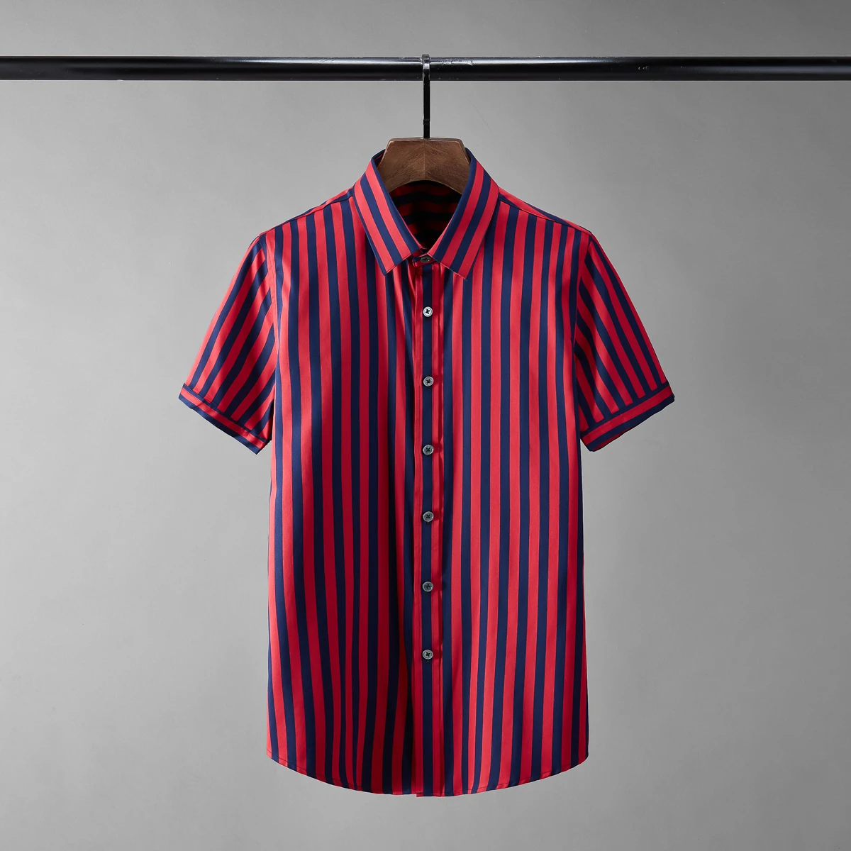 

2022 Summer Male Shirts Luxury Short Sleeve Yarn Dyed Stripe Mens Dress Shirts Fashion Slim Fit Party Man Shirts Plus Size 4XL