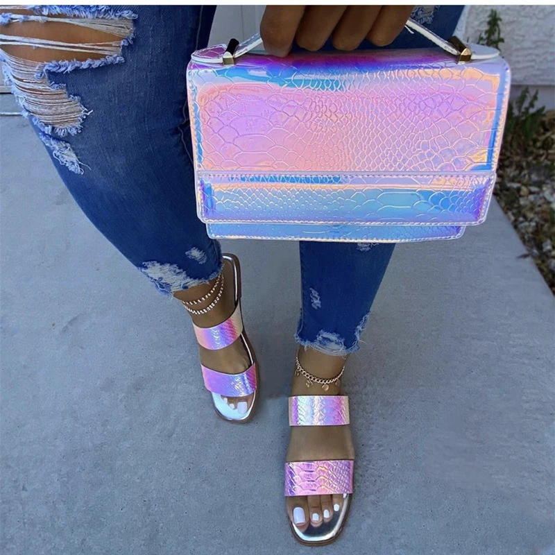 

2021 New Woman Bag Fashion Laser Colorful Small Square Bag Outdoor Handbag Ins Style Good Match