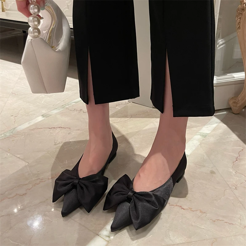 

Flat Shoes Women's 2022 New Versatile Sweet Sweet Black Shallow Mouth Pointed Soft Sole Single Shoes Summer