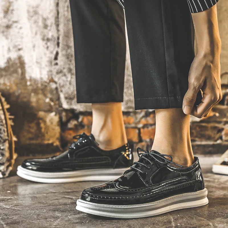 

Inner Raised Men Shoe Pointed Toe Leather Shoe Hollowed Out Trend Casual Carved Board Zapatos Para Hombre De Vestir Block Shoe