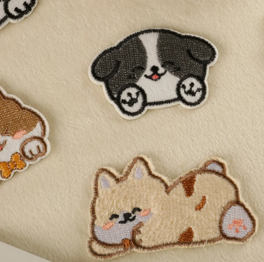 10 шт. патчи с вышивкой в виде кошек
