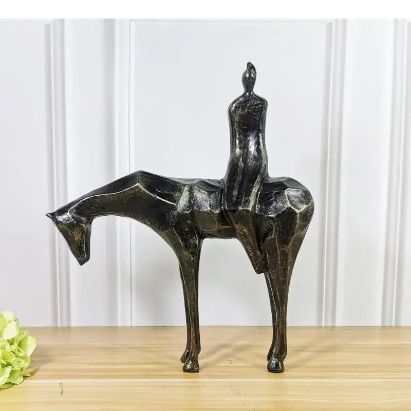 Статуя кавалера из фигурок Минималистичная репродукция