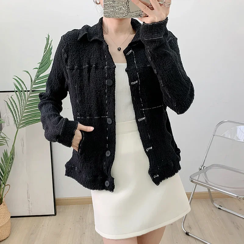 Плиссированная куртка со складками весна 2024 новый стиль дизайн чувственное