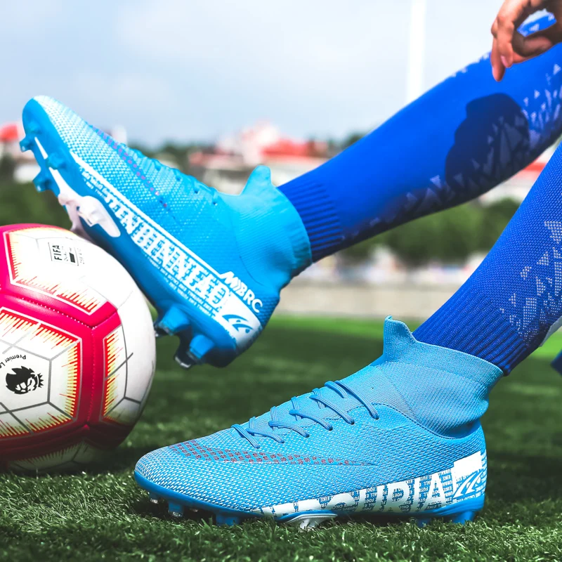 Сверхлегкие высокие футбольные бутсы уличные Нескользящие с длинными шипами для