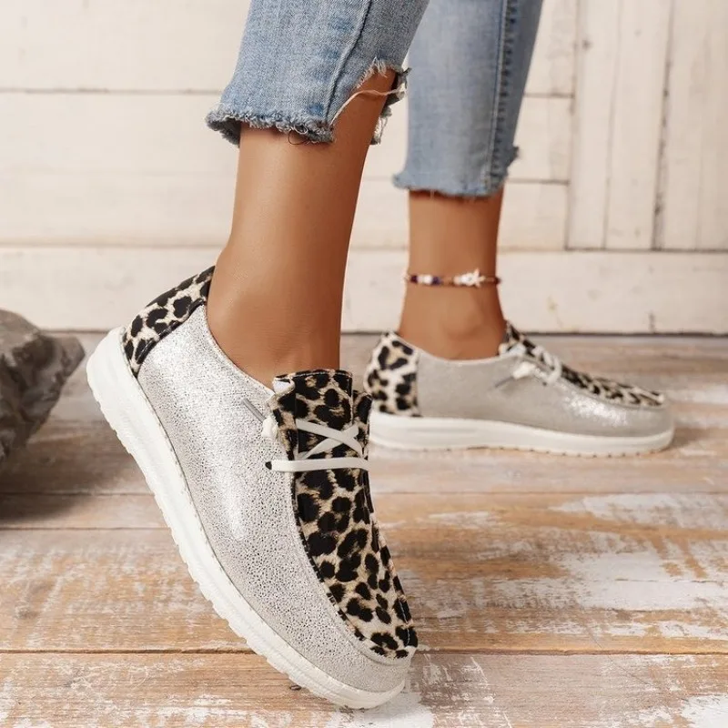 

New Women Casual Shoes Comfortable Flats Slip-on Sabot Shoes Fashion Sneakers Shoes Without Heels Office Non-leather Casual