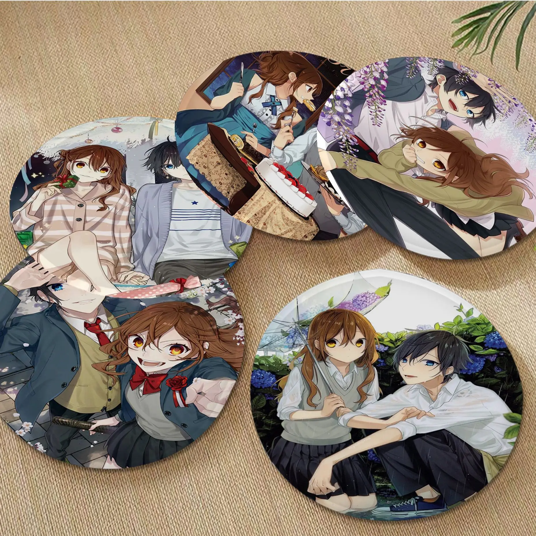 

Horimiya Anime European Chair Cushion Soft Office Car Seat Comfort Breathable 45x45cm Chair Cushions