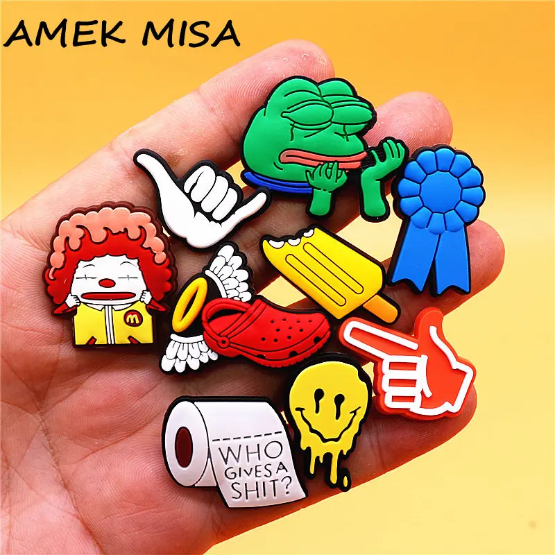 New Spoof Funny PVC Sad Frog Shoe Charms Decorations Heart Toilet Paper Medal Shoe Accessories Cute Joker Shoes Buckle Croc Jibz