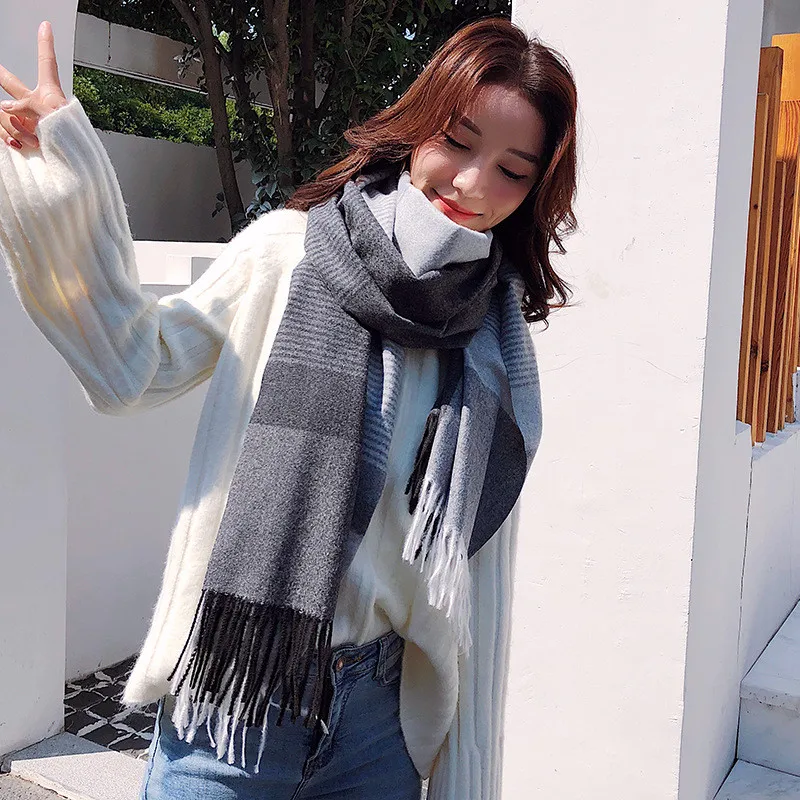 

New style Chinese Classic quality Silk Fall and Winter Fashion Cashmere Lovely print Scarf lady beach thickening wool warm Shawl