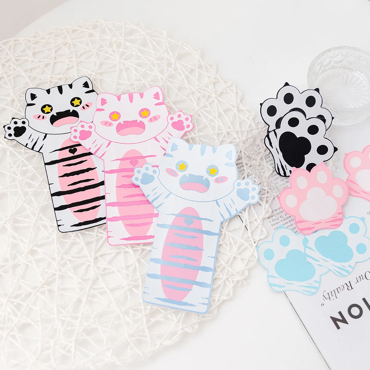 

Милые женские одноразовые самоклеящиеся наклейки для груди, Индивидуальные Сексуальные наклейки на соски, невидимый бюстгальтер, накладки на соски, аксессуары, подарок