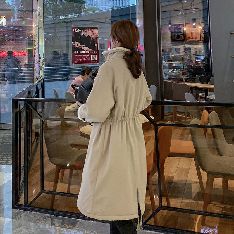 2022 New Winter Women's Fashion Warm Long Parkas Lamb Fleece Thicken Outdoor Climbing Hooded Down Jacket Female Outerwear Coat