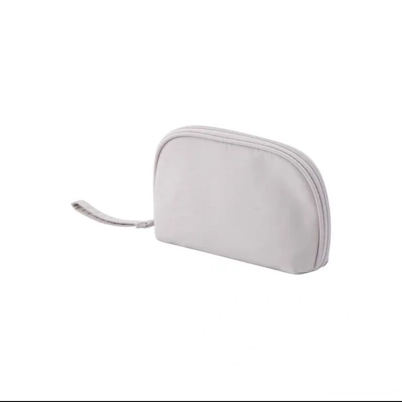 Рисунок 3 - Сумка для макияжа из полиэфирного