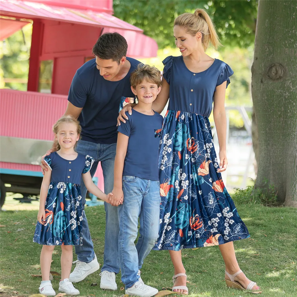 

Summer Floral Print Mother Daughter Dress Sets Family Matching Clothes Mommy And Me Dad Son T-Shirt Matching Family Outfits