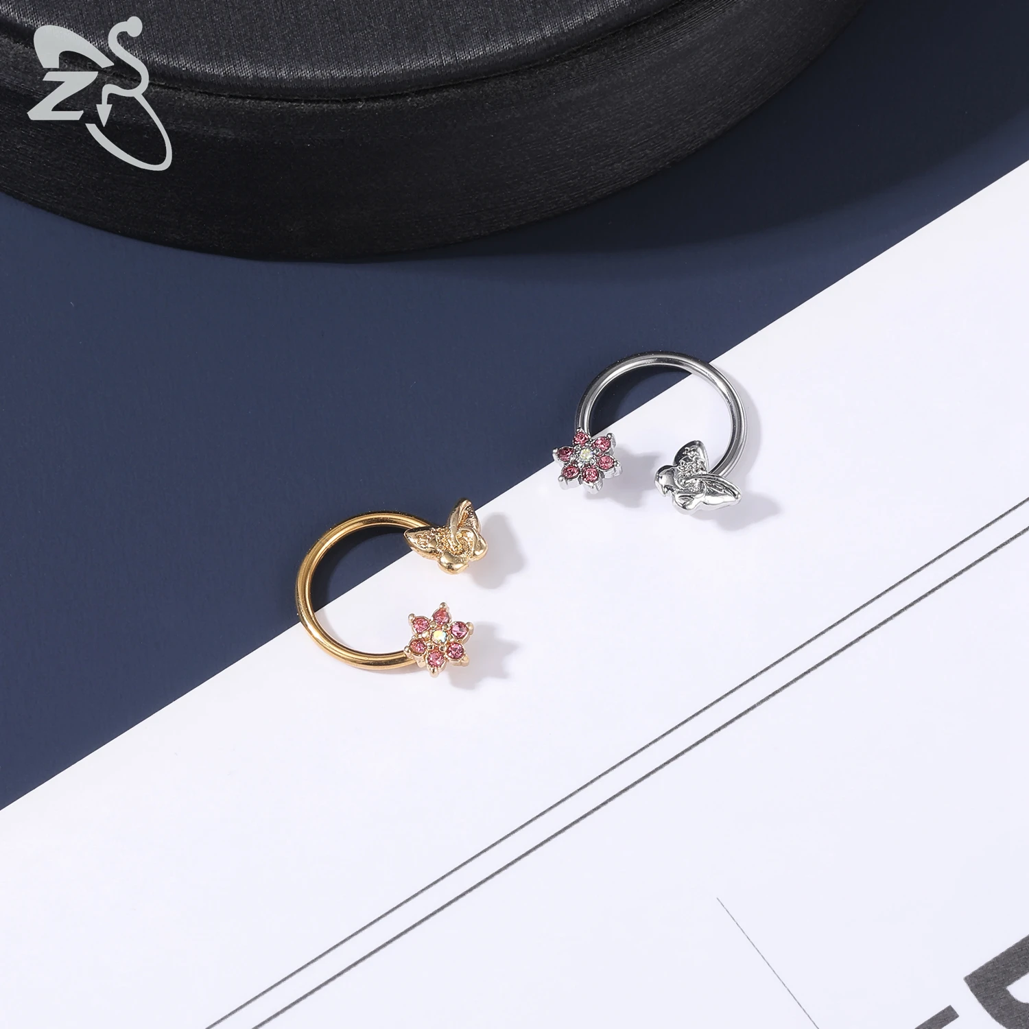 1 шт. кольцо для носа с Пчелкой 16 г |