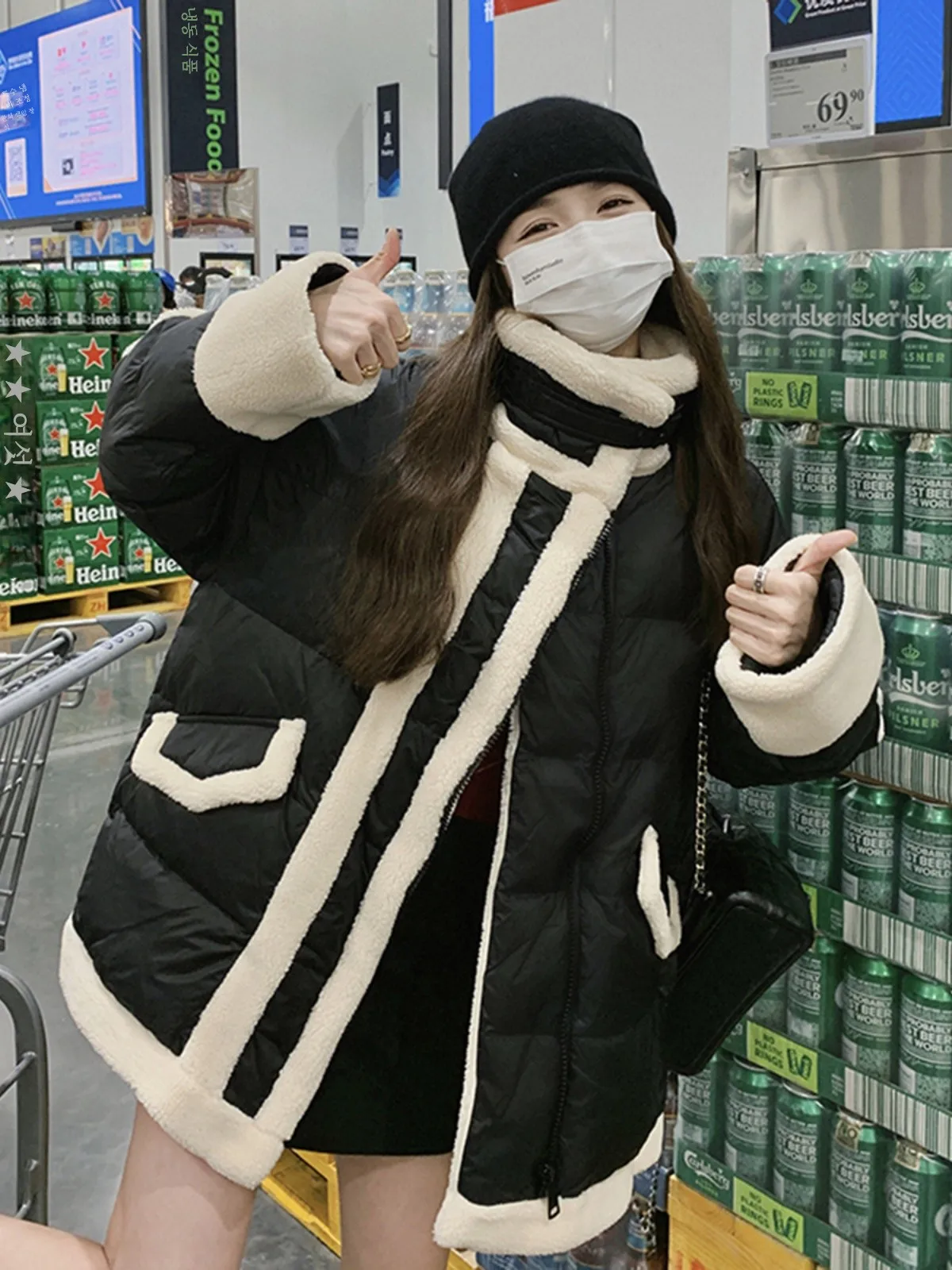 Пуховик женский зимний из черной овечьей шерсти 2024