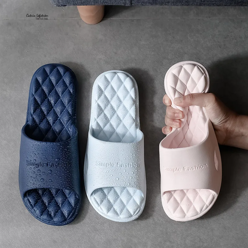 

2022 New Slippers Women Summer Thick Bottom Indoor Home Couples Home Bathroom Non-slip Soft Ins Tide To Wear Cool Slippers