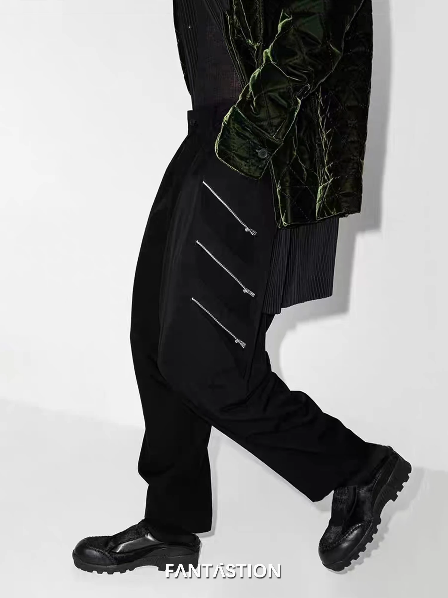 Брюки-багги на молнии с эластичным поясом и карманами