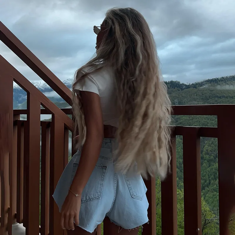 2023 Summer Popular Casual Fashion Versatile Single Button Short Jeans Slim Fit Commuter Open Pocket Denim Shorts for Women