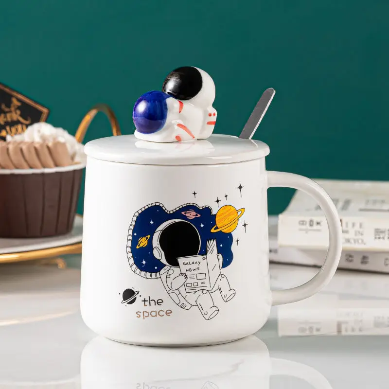

Star Astronaut Series Mugs Animated Space Printed Ceramic Cup Creative StarBuck Style Coffee Cup with Cover and Spoon