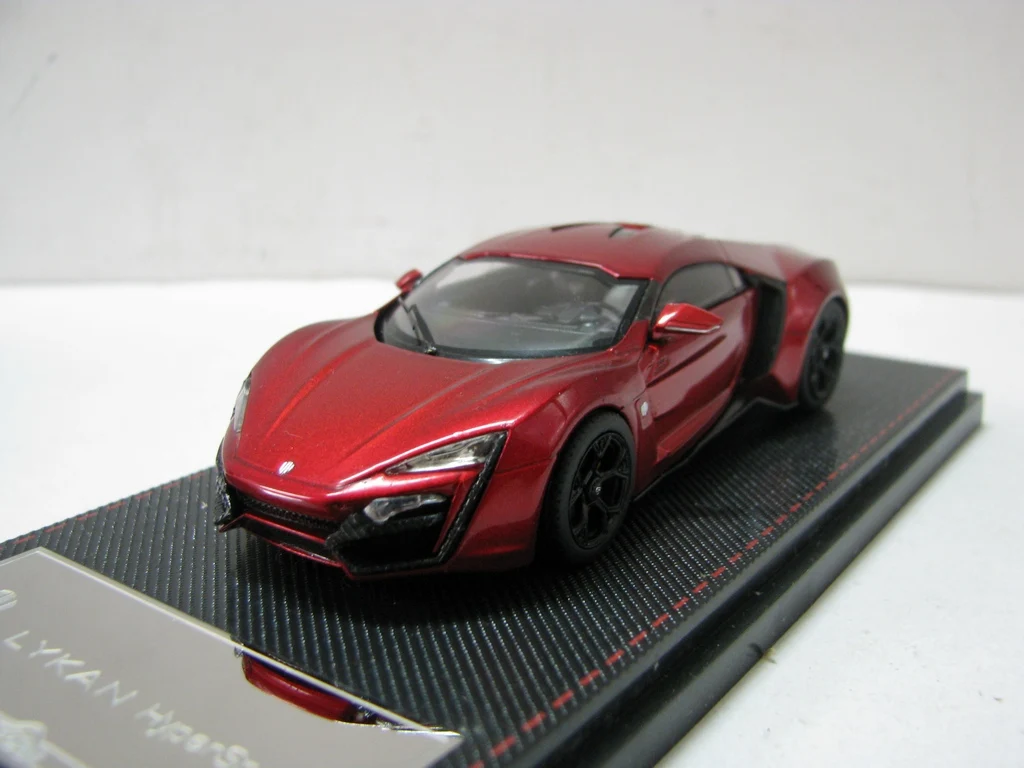 

KENGFEI 1:43 W MOTORS LYKAN HyperSport car Model Toys