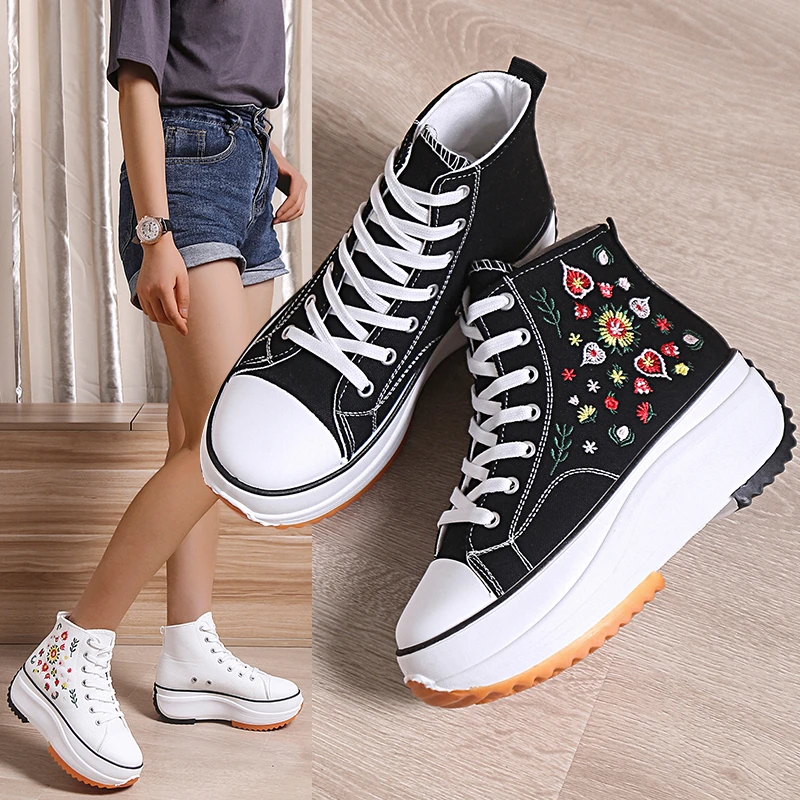 New High Top Sneakers Women 2022 Fashion Embroidered Platform Canvas Shoes Ladies Casual Short Boots Zapatos De Mujer