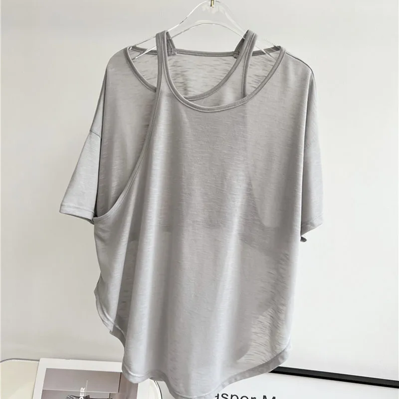 Women Summer Cool Workout Sport T-shirt Lightweight Hip Length Workout Gym Shirts Short Sleeved