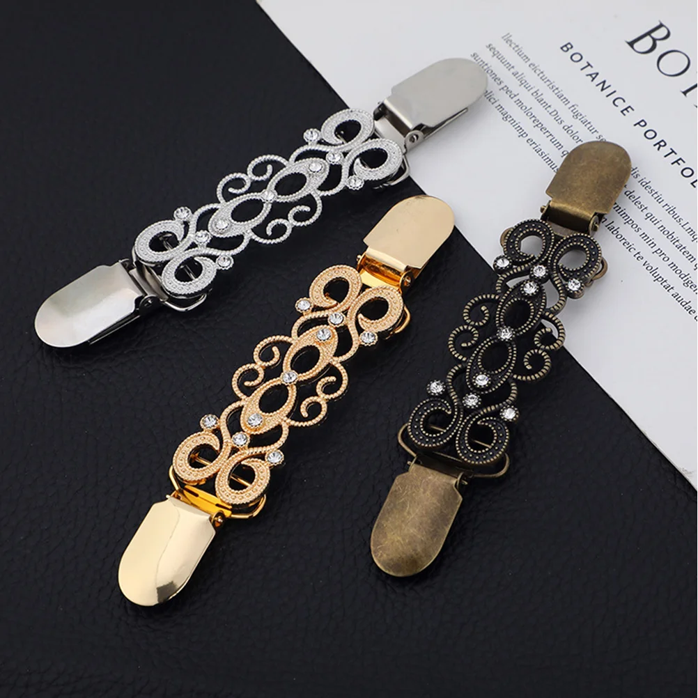5 Pcs Sweater Shirt Flower Cardigan Clip Women's Miss Vintage Decor Dresses Brooch Clips Button down Alloy (iron) Shawl |